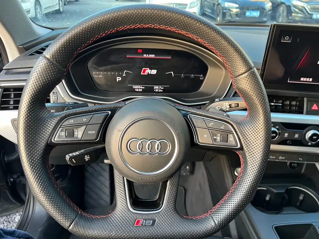 Audi A4L 2021 — фото 11