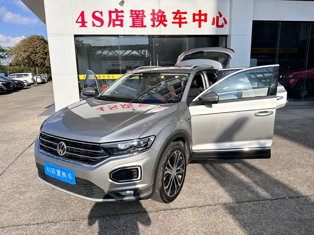 Volkswagen T-Roc 2020 — фото 19