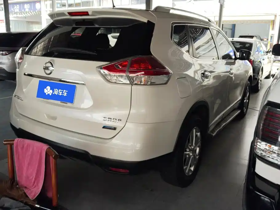 Nissan X-Trail 2017 — фото 2