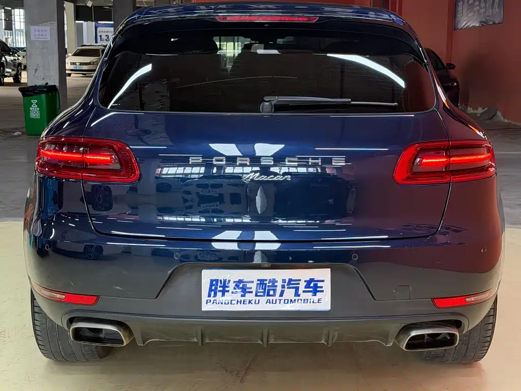 Porsche Macan 2016 — фото 17