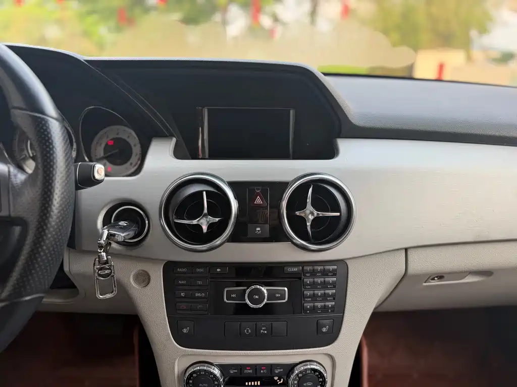 Mercedes-Benz GLK-Class 2012 — фото 15