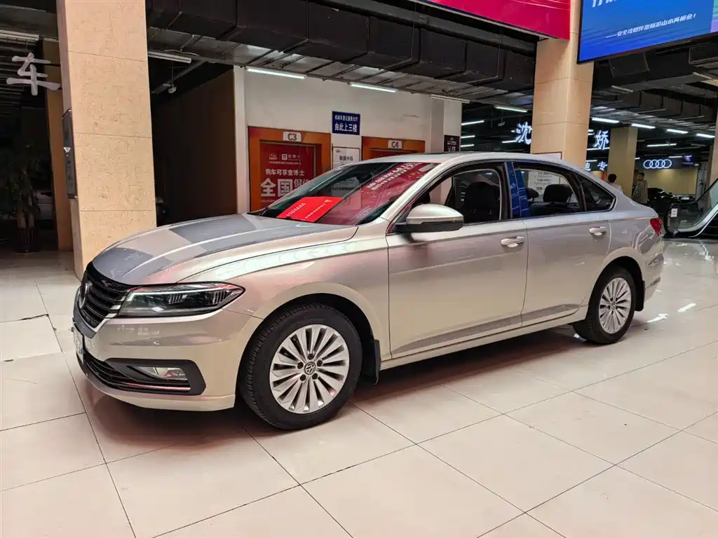 Volkswagen Lavida 2019 — фото 1