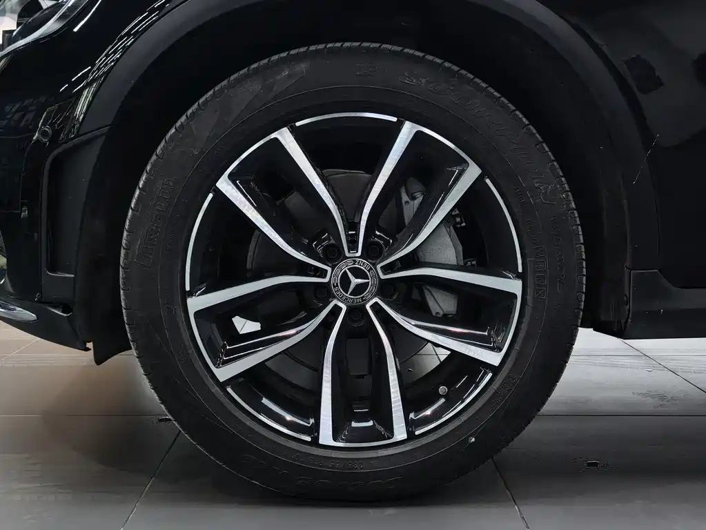 Mercedes-Benz GLC 2021 — фото 18