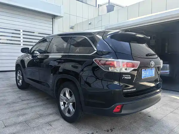 Toyota Highlander 2017