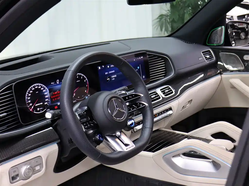 Mercedes-Benz GLE AMG 2024 — фото 8