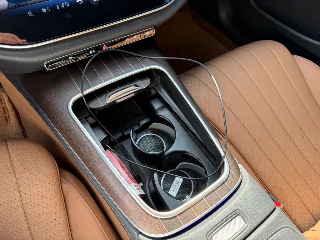Mercedes-Benz E-Class 2025