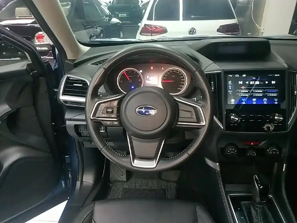 Subaru Forester 2020 — фото 11