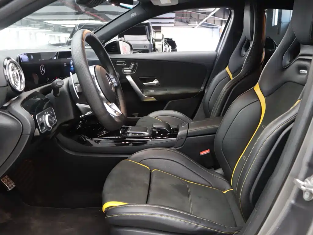 Mercedes-Benz A-Class AMG 2021 — фото 5