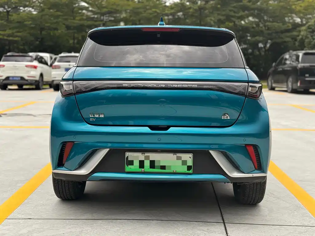 BYD Dolphin 2022 — фото 23