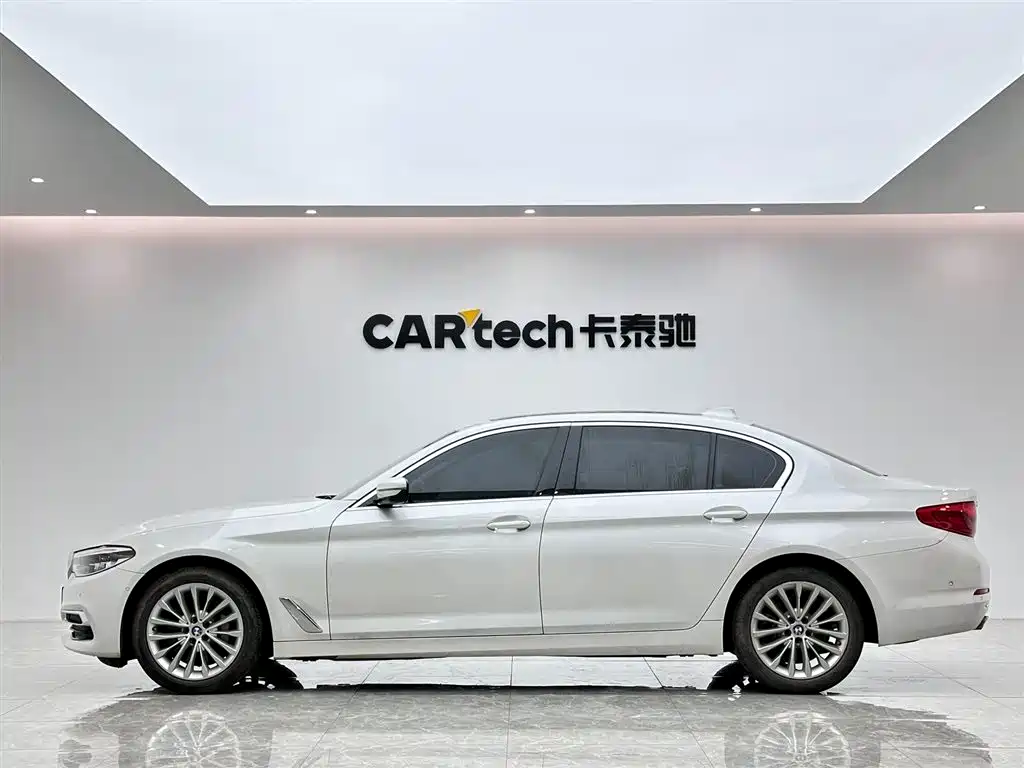 BMW 5 Series 2020