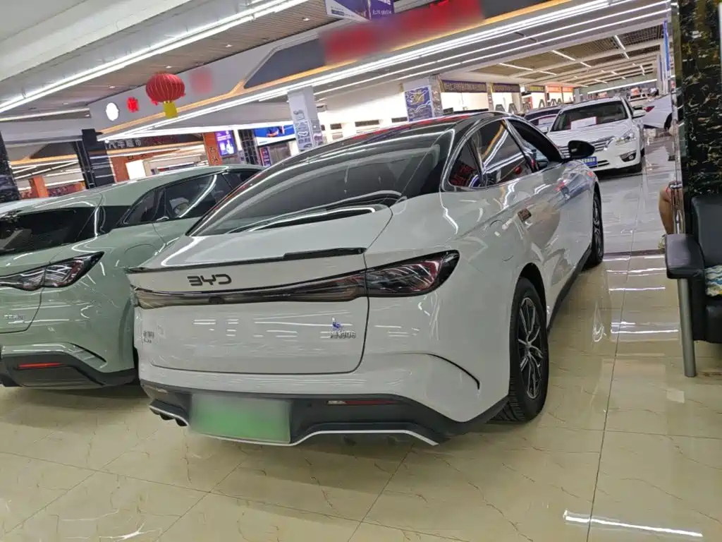 BYD Seal 06 2025