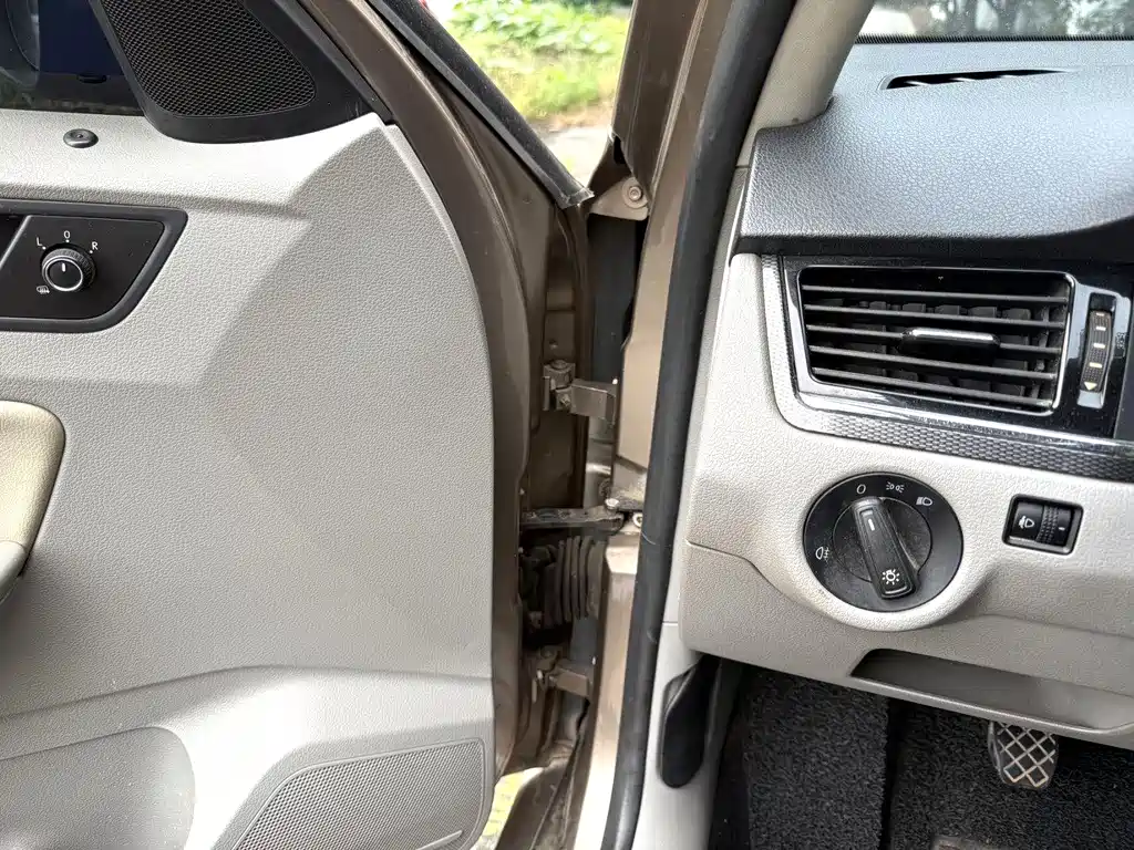 Volkswagen Bora 2014