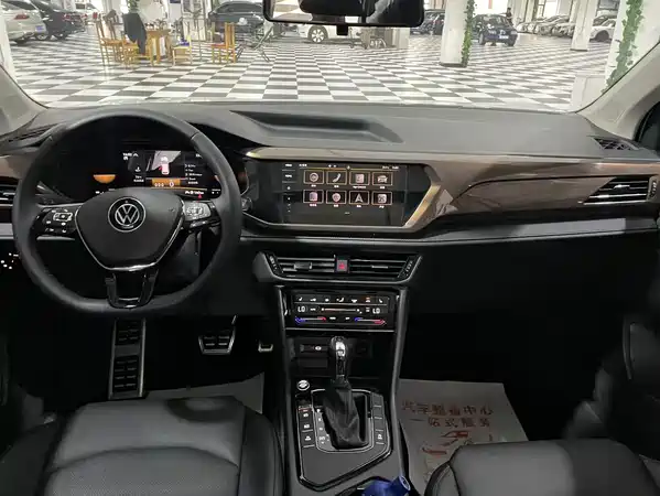 Volkswagen Tharu 2022