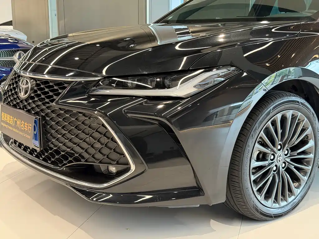 Toyota Avalon 2023 — фото 11