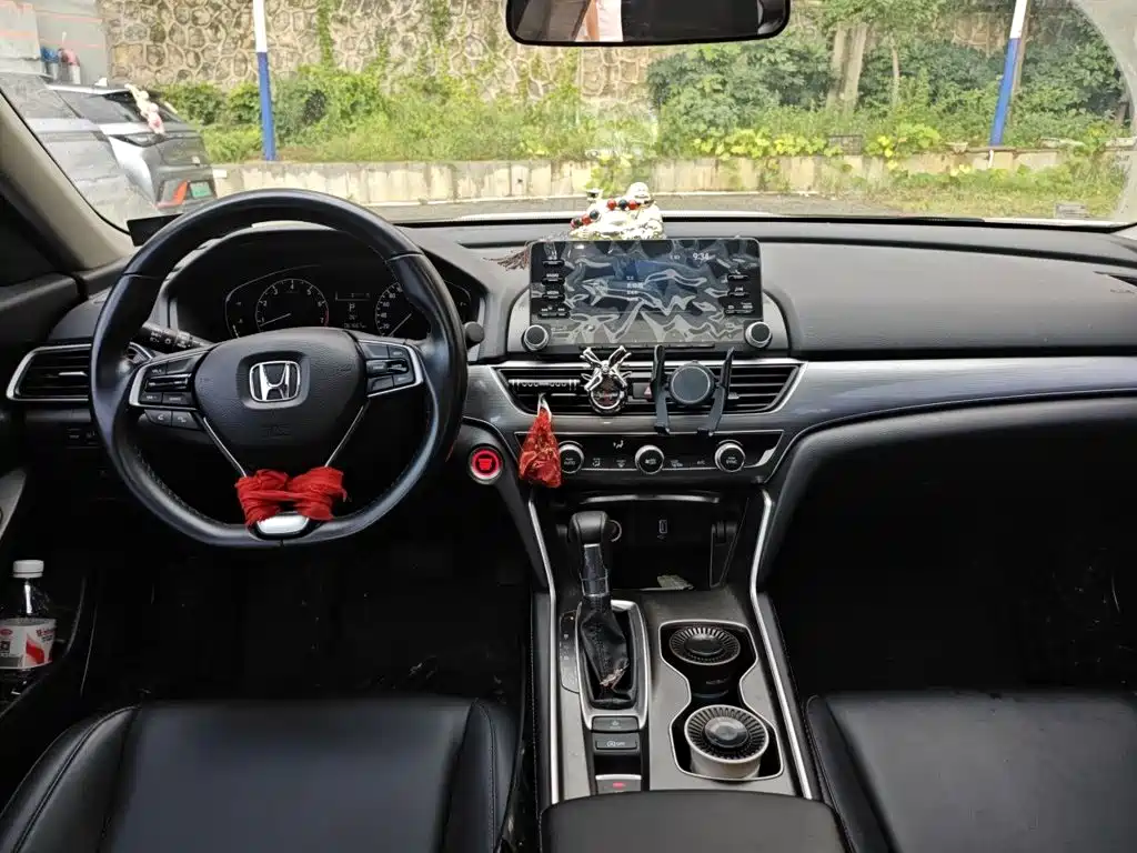 Honda Accord 2018 — фото 5
