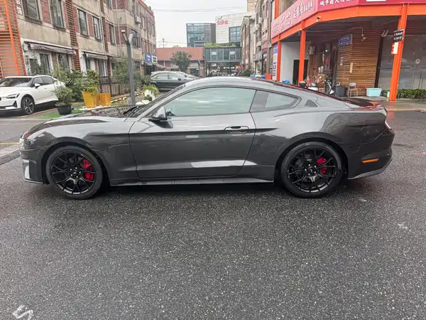 Ford Mustang 2020