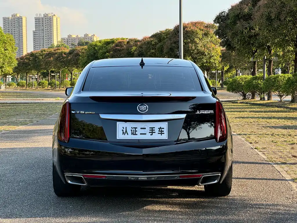 Cadillac XTS 2013 — фото 6