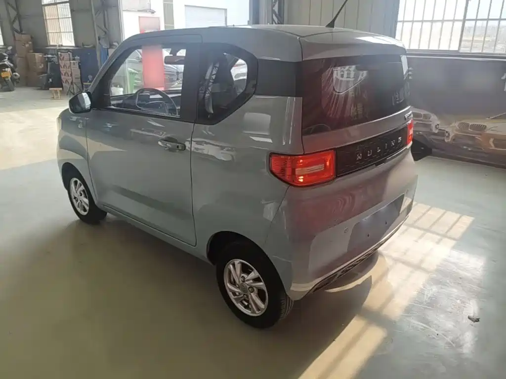 Wuling MINIEV 2020