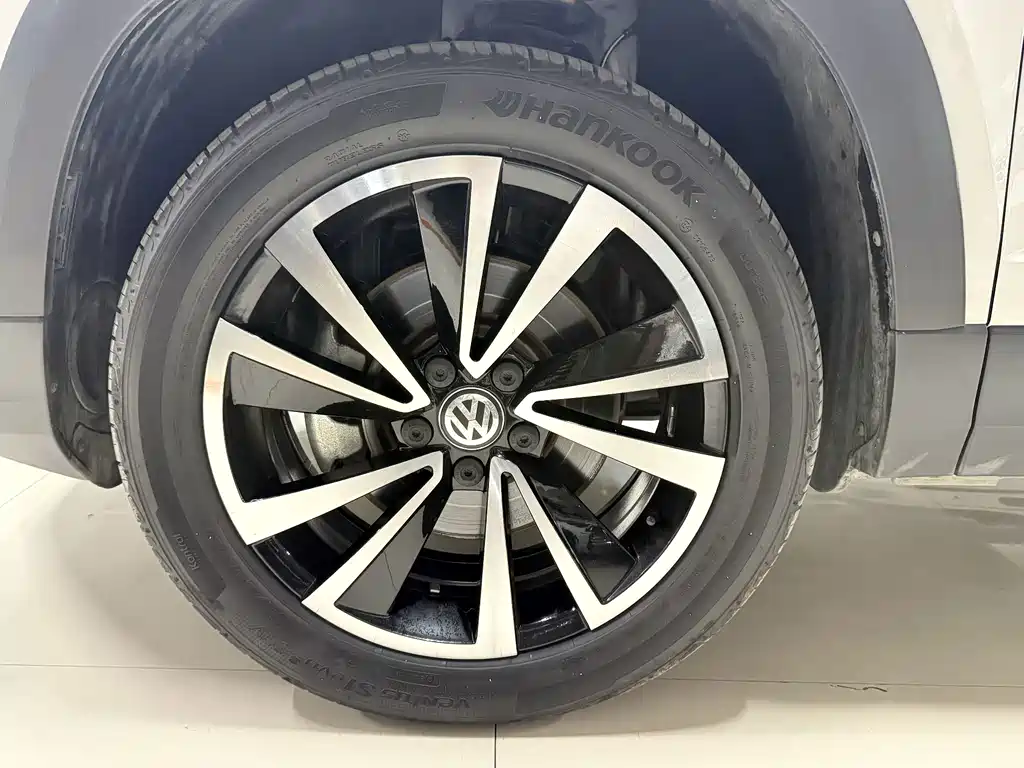 Volkswagen Tharu 2022 — фото 19