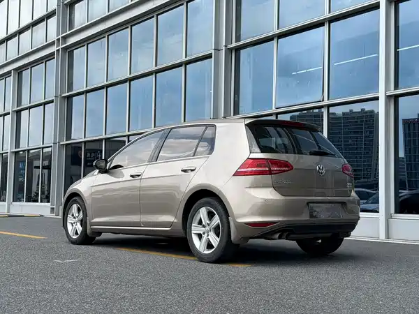 Volkswagen Golf 2016