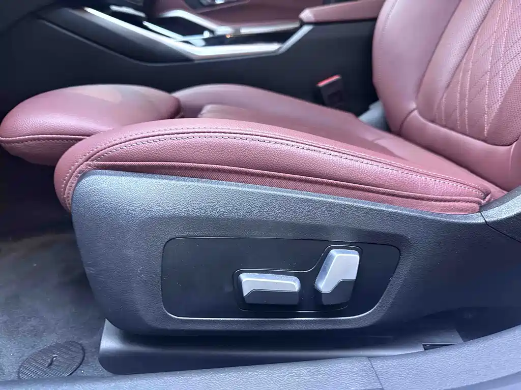 BMW 3 Series 2023 — фото 17