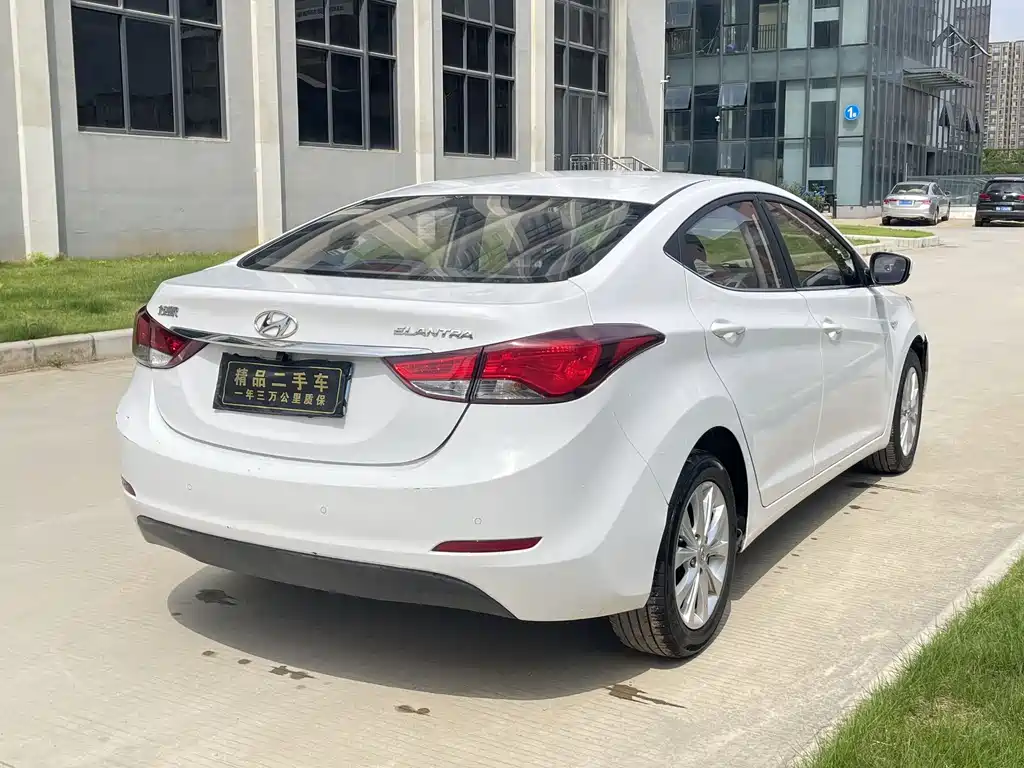 Hyundai Elantra Langdong 2016 — фото 4