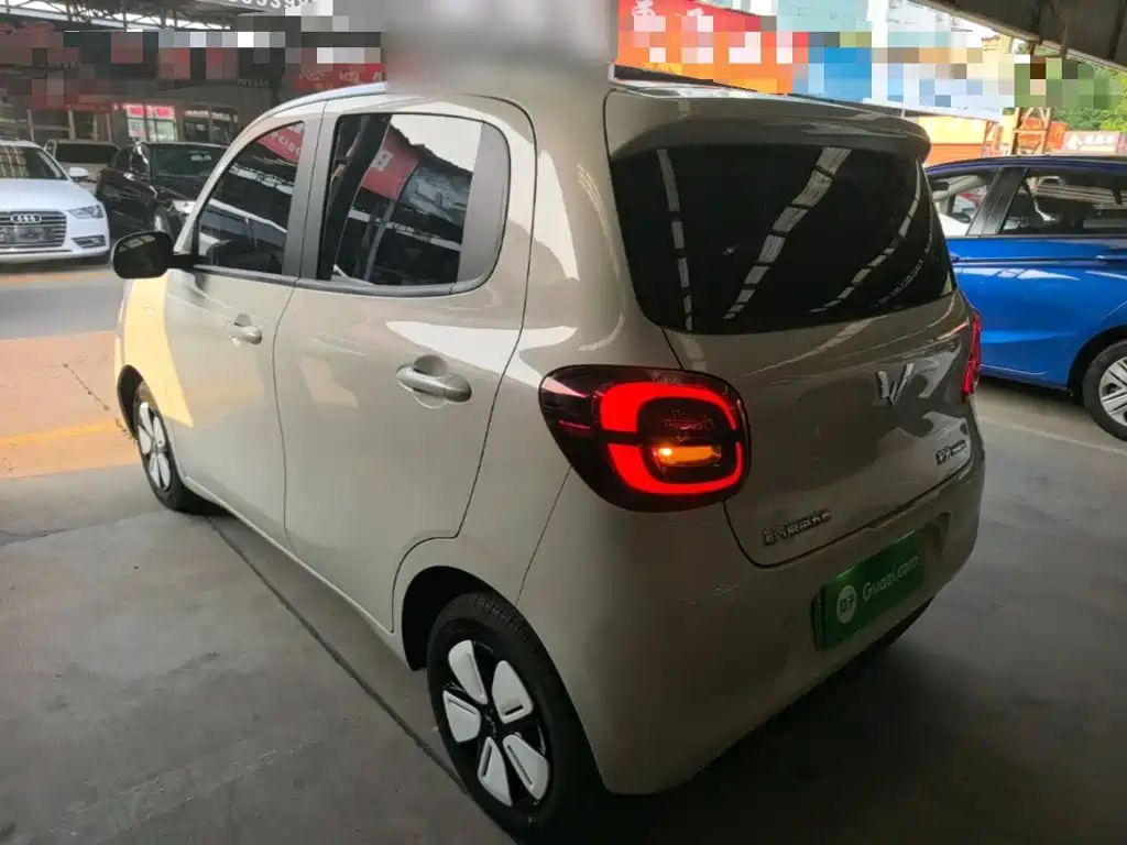 Wuling MINIEV 2025