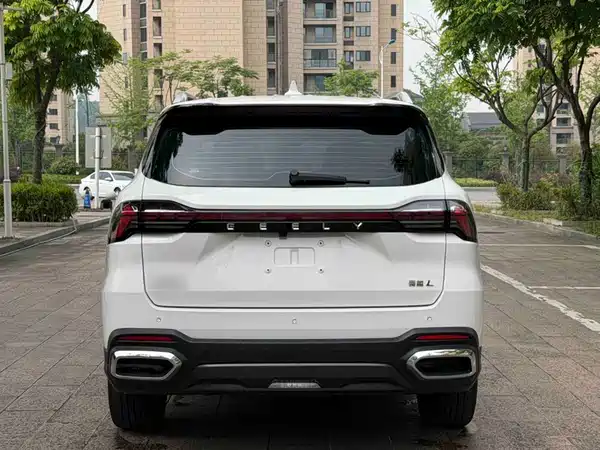 Geely Haoyue L 2023
