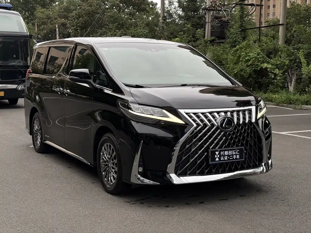 Lexus LM 2021 — фото 3