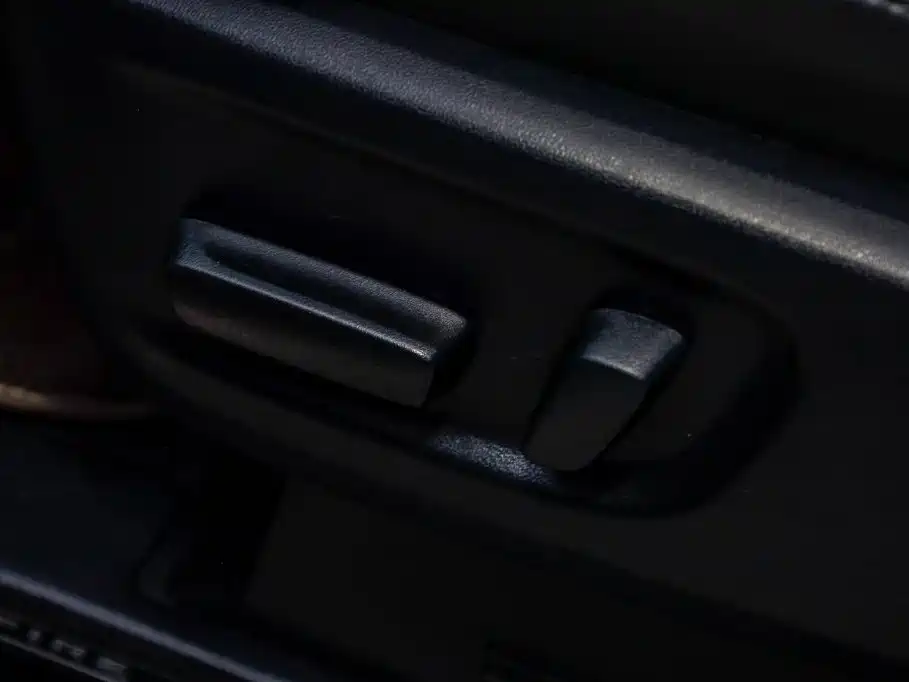 Toyota Vellfire 2021 — фото 13