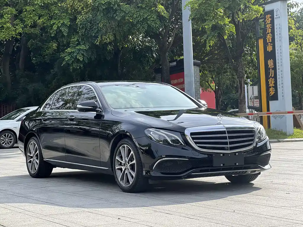 Mercedes-Benz E-Class 2017 — фото 9