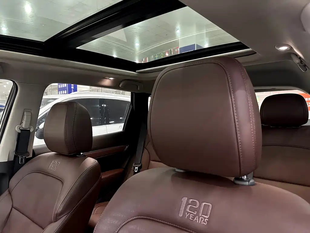 Renault Koleos 2018 — фото 26