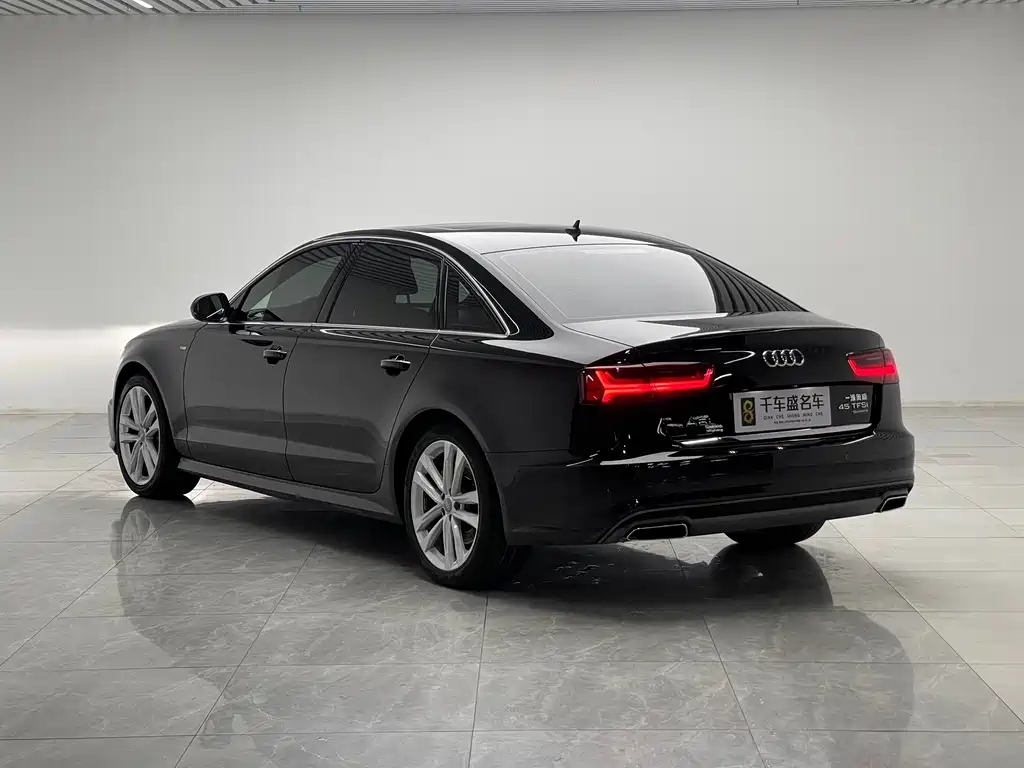 Audi A6L 2018 — фото 4