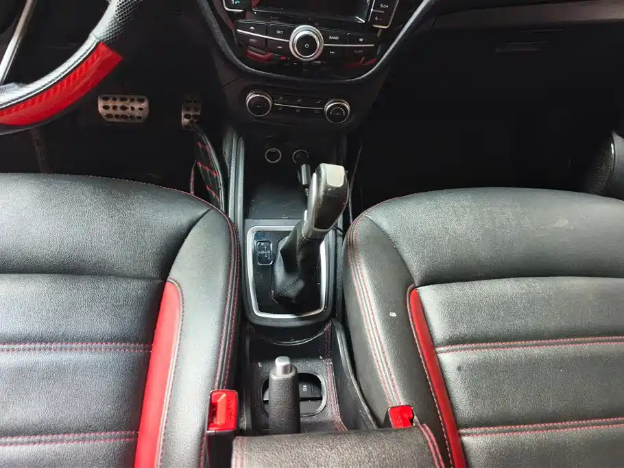 Haval H1 2015 — фото 15