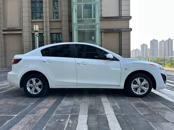 Mazda 3 Xingcheng 2011