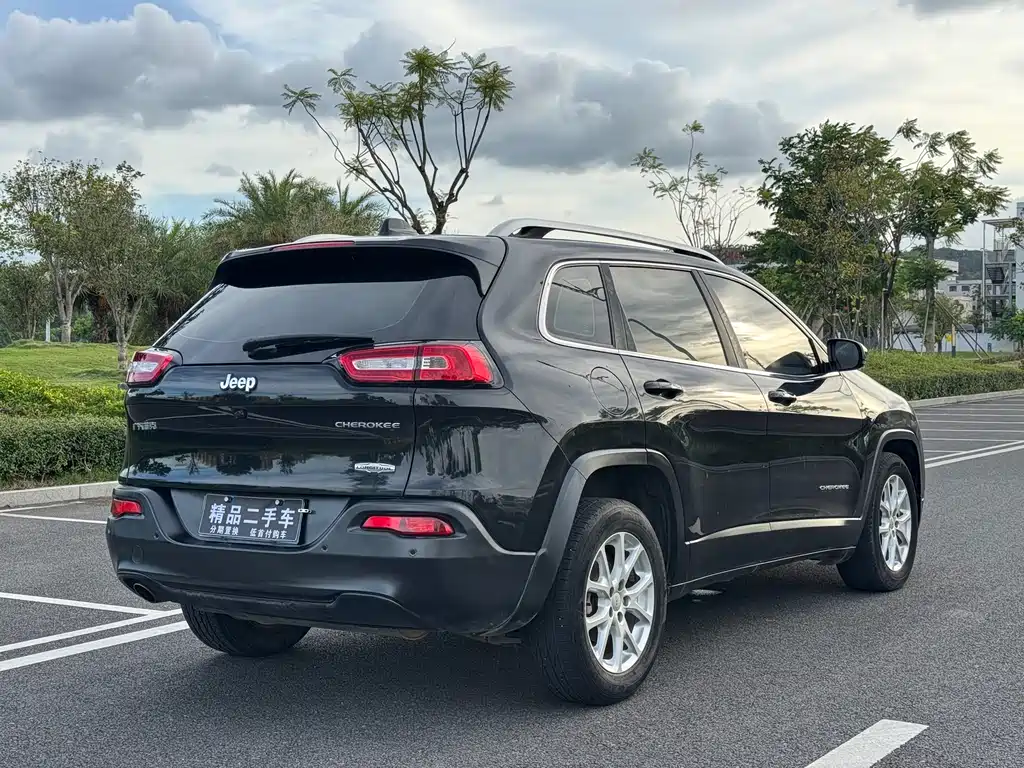 Jeep Cherokee 2017
