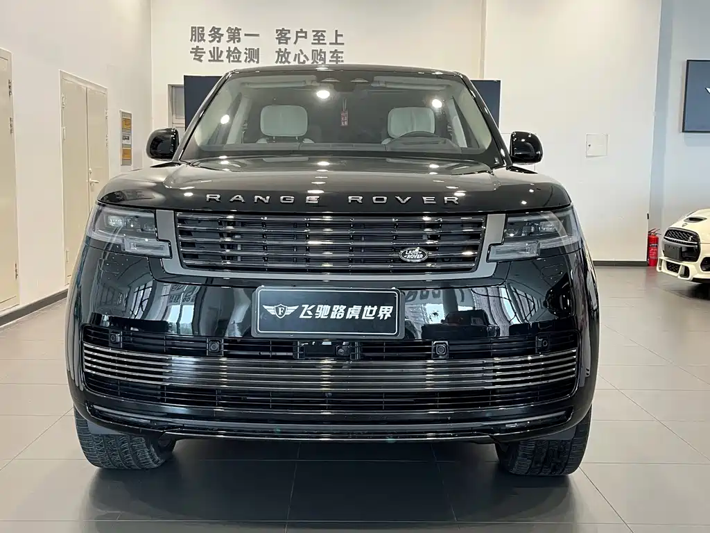 Land Rover Range Rover 2024 — фото 2