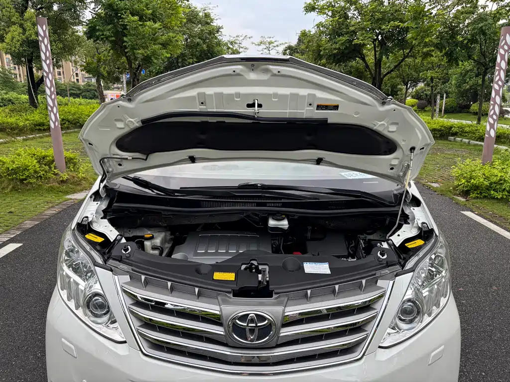 Toyota Alphard 2013 — фото 27