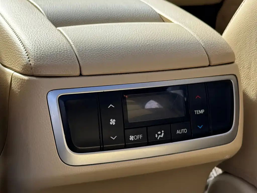 Toyota Highlander 2017 — фото 20