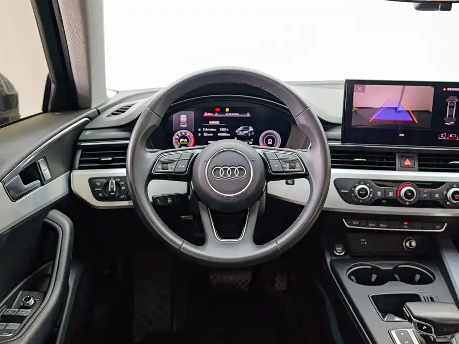Audi A4L 2024 — фото 17