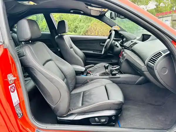 BMW 1 Series M 2011