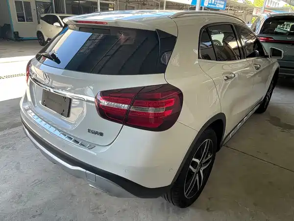 Mercedes-Benz GLA 2018