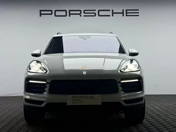 Porsche Cayenne 2023