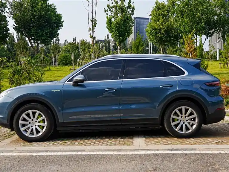 Porsche Cayenne Hybrid 2019