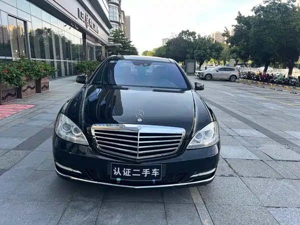 Mercedes-Benz S-Class 2013