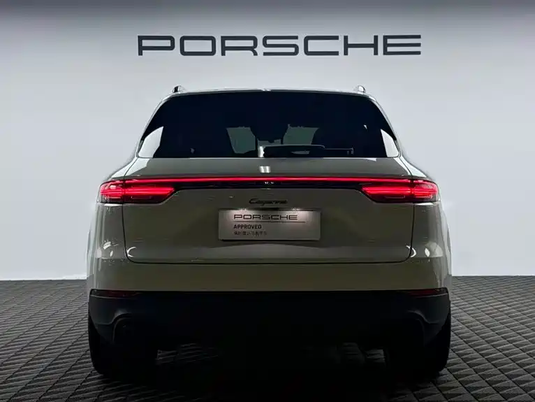 Porsche Cayenne 2023 — фото 5