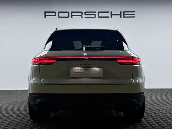 Porsche Cayenne 2023