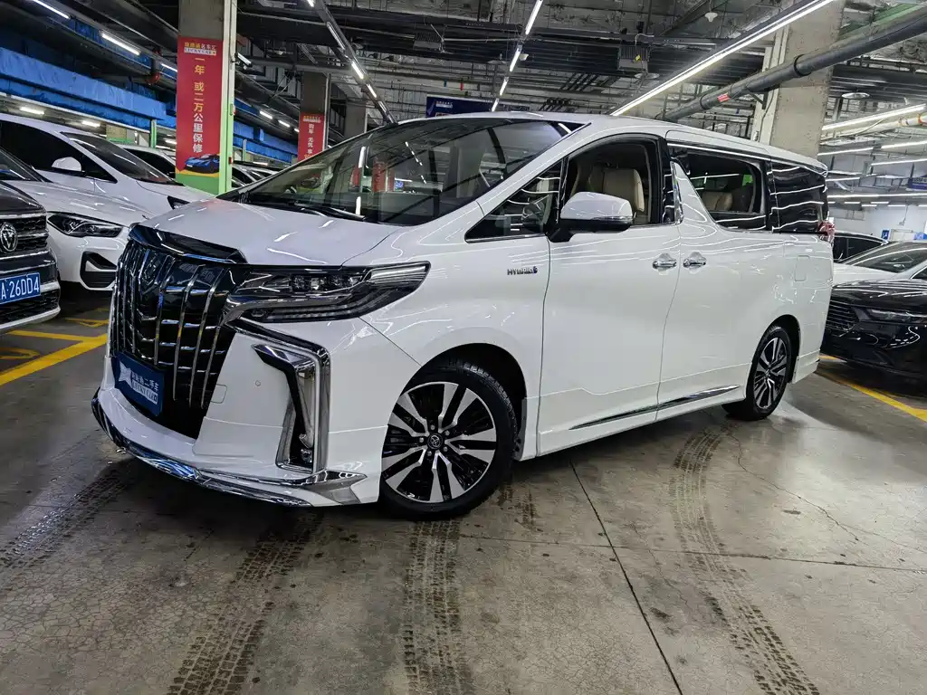 Toyota Alphard 2021 — фото 1