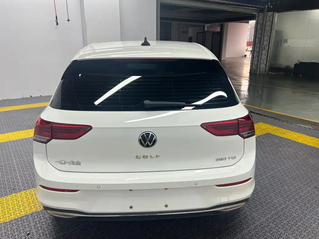 Volkswagen Golf 2022