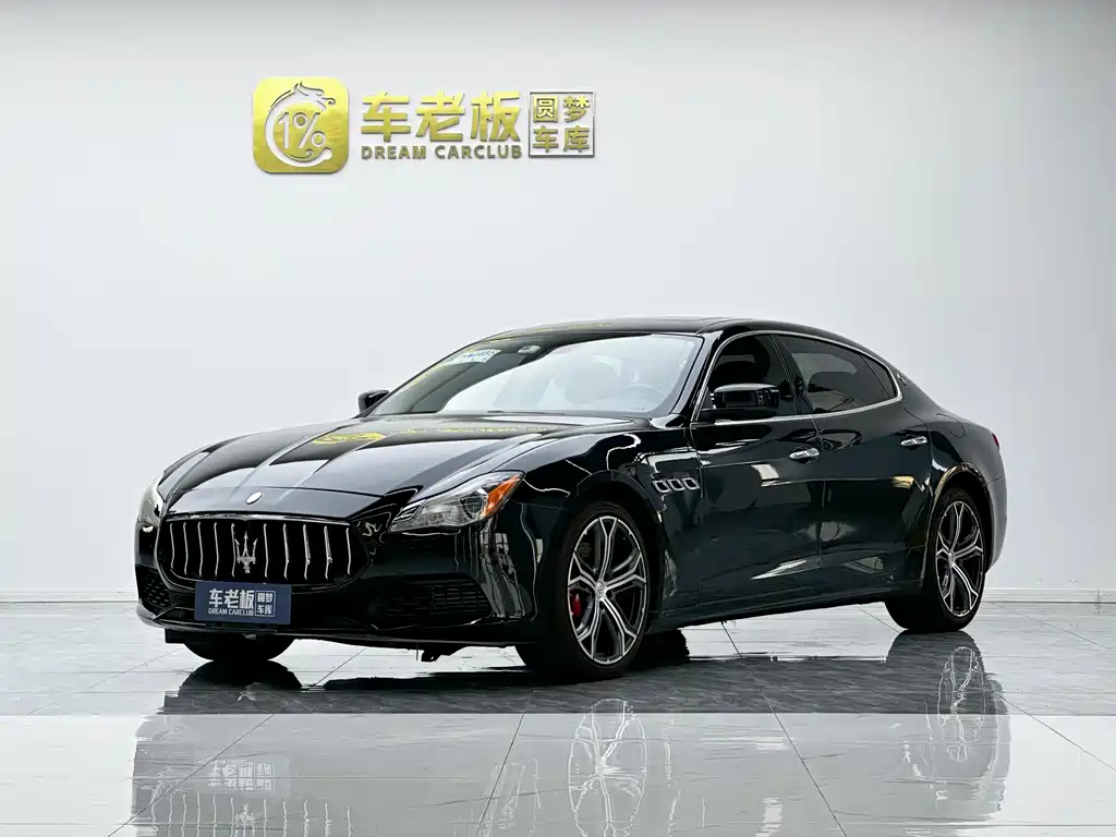 Maserati Quattroporte 2015 — фото 1